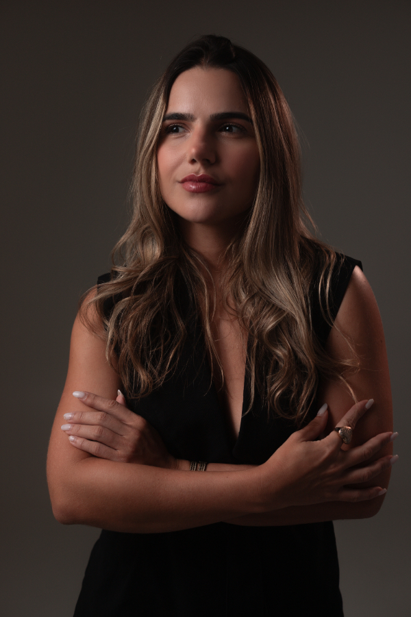 Retrato de Bruna Leite Duarte, autora do livro
